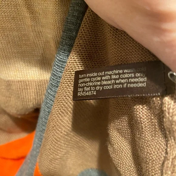 The Limited knit sweater with block coloring - Picture 4 of 5